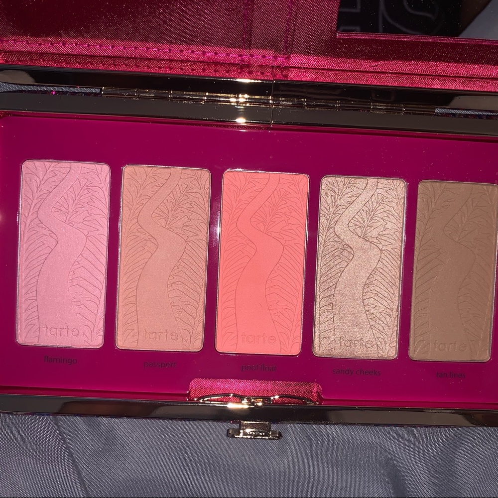 New🌹 tarte life of the party clay blush pallets